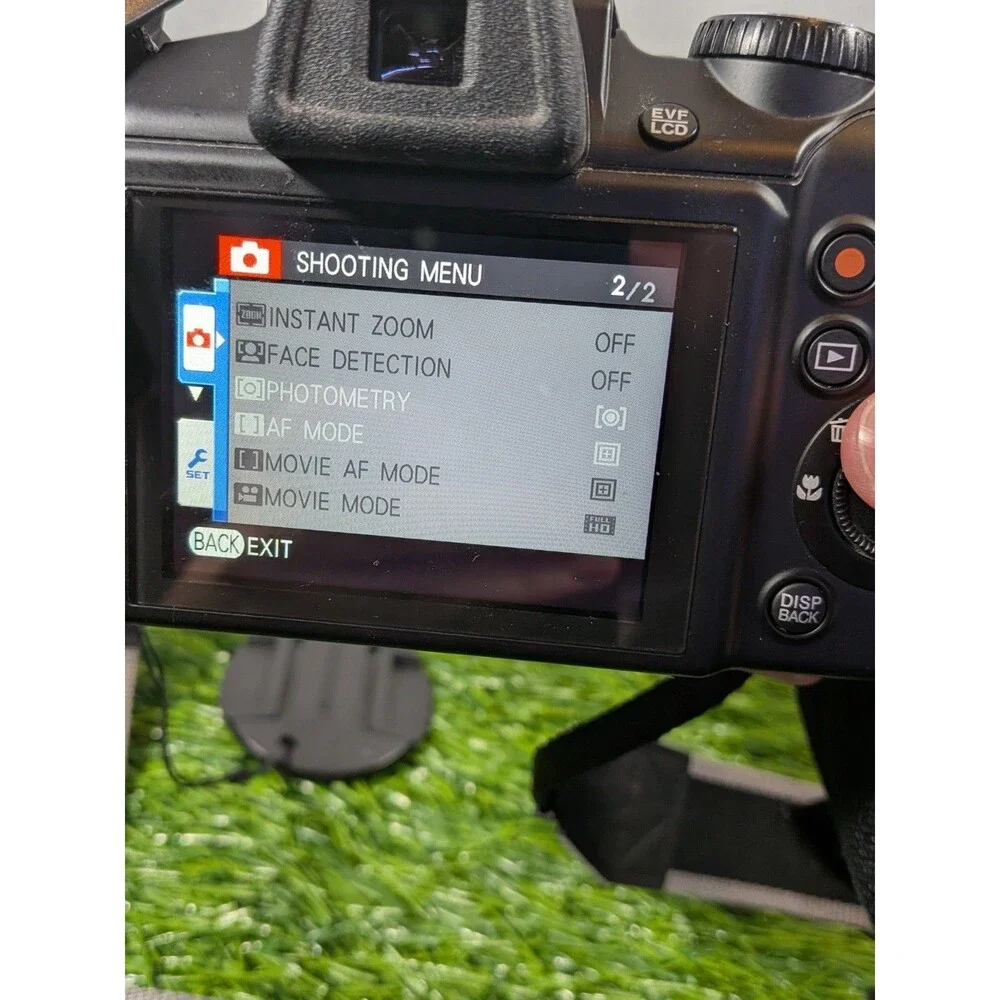 FUJIFILM FinePix S9200 Black 16MP 50x Zoom Digital Camera Tested